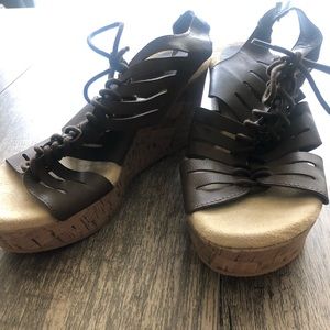 Brown Ruff Hewn Sandals